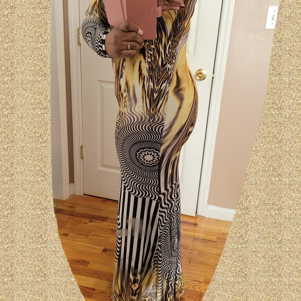 Dress - Picture 2 of 6